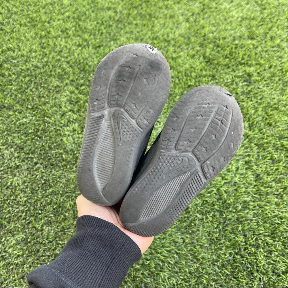 Nike toddler shoes